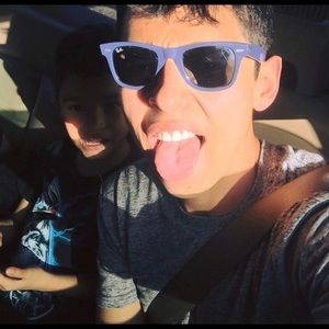 Meet your Posher, Mikey